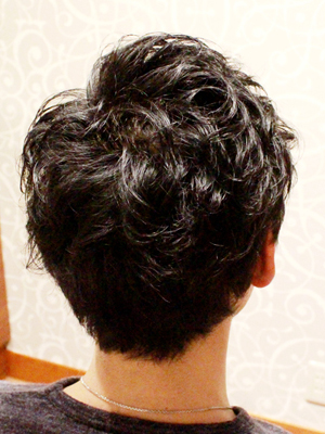 ふんわり束感ショート